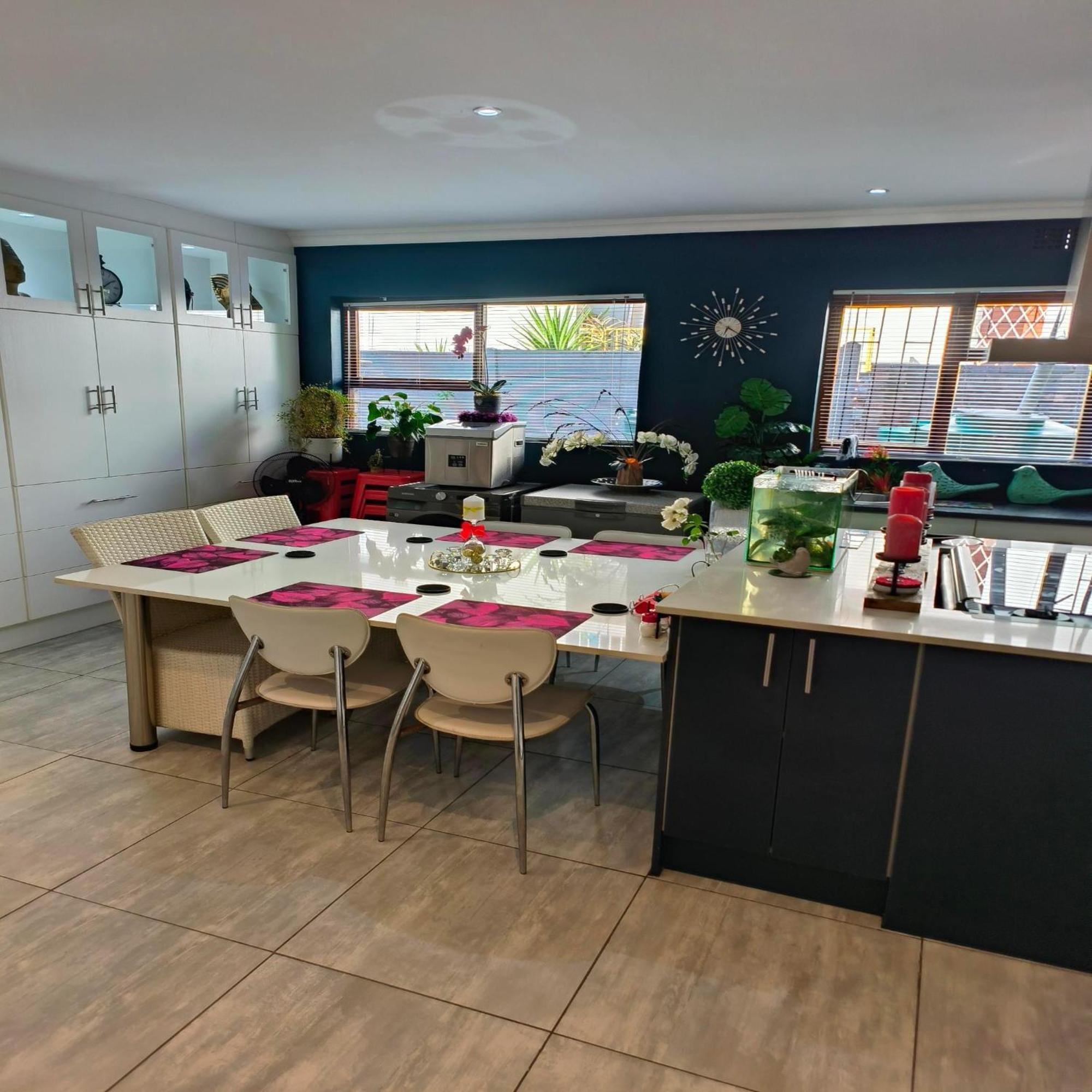 Ferienwohnung Hidden Gem Ruwari Kapstadt Zimmer foto